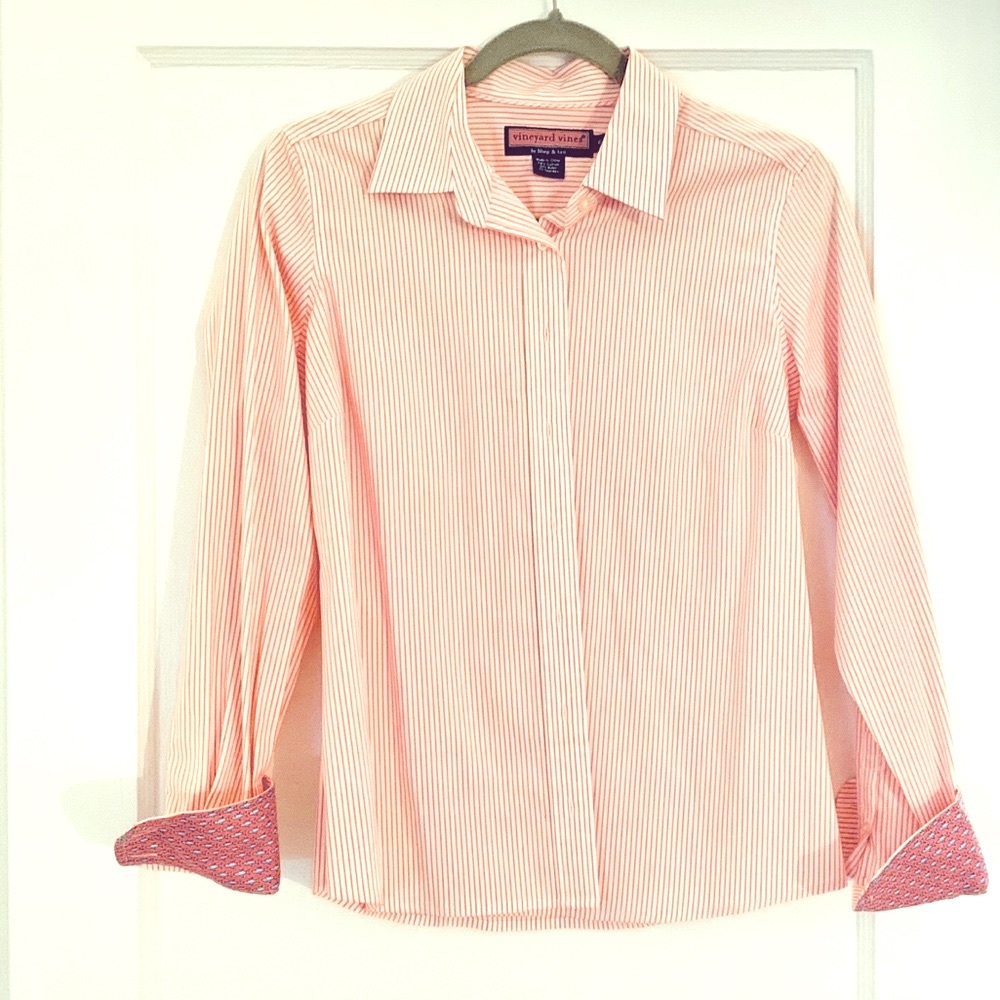 Pink Striped Vineyard Vines Button Down! EUC!